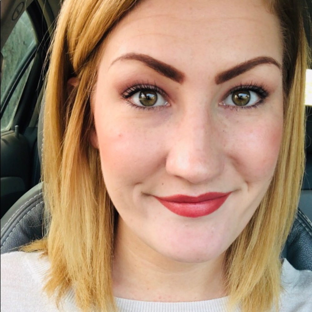 Meet your Posher, Tiffany